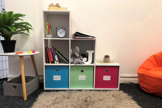 small bedroom strorage