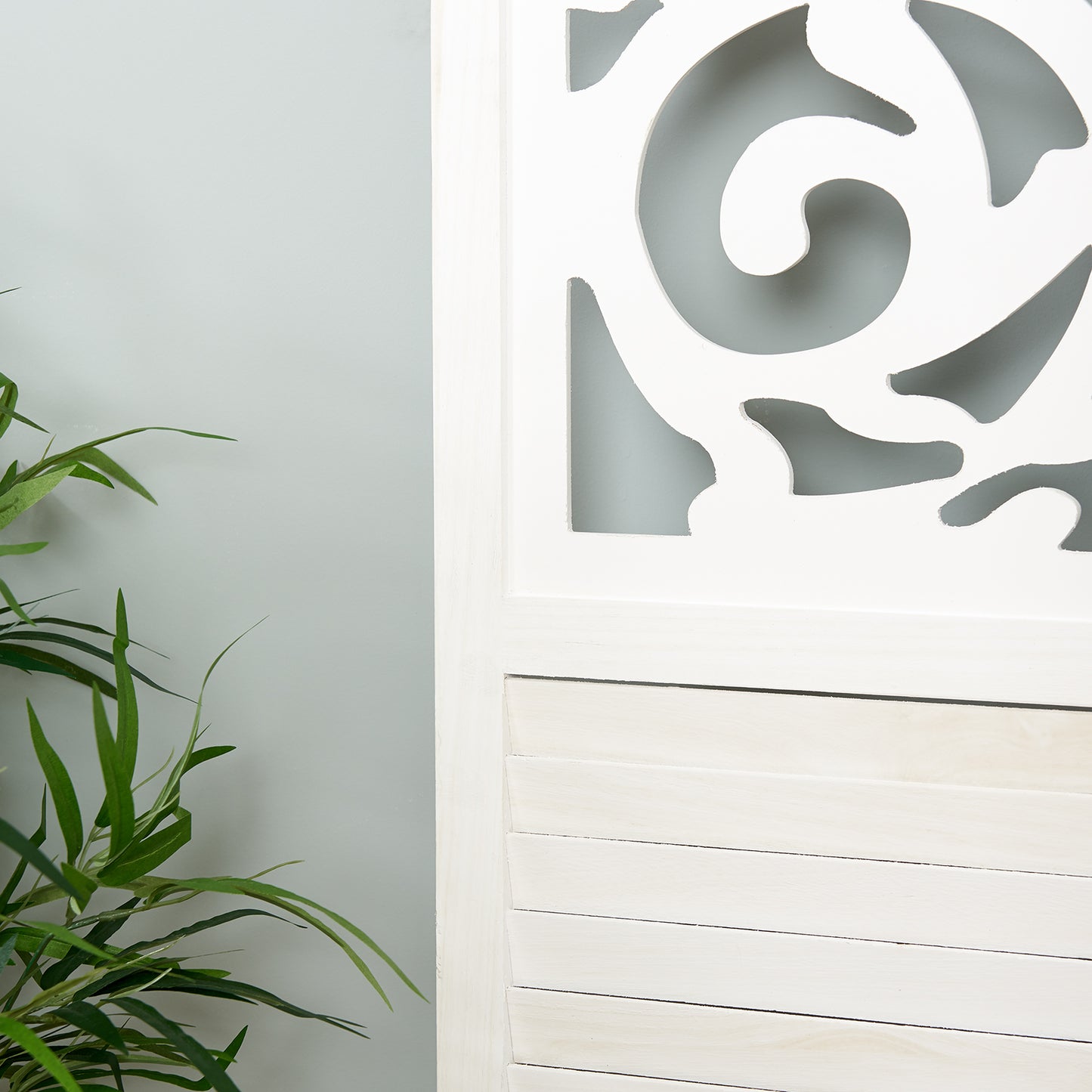 Hartleys 3 Panel Decorative Wooden Room Divider